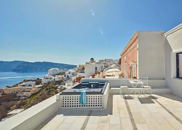 La Maltese Oia Luxury Suites