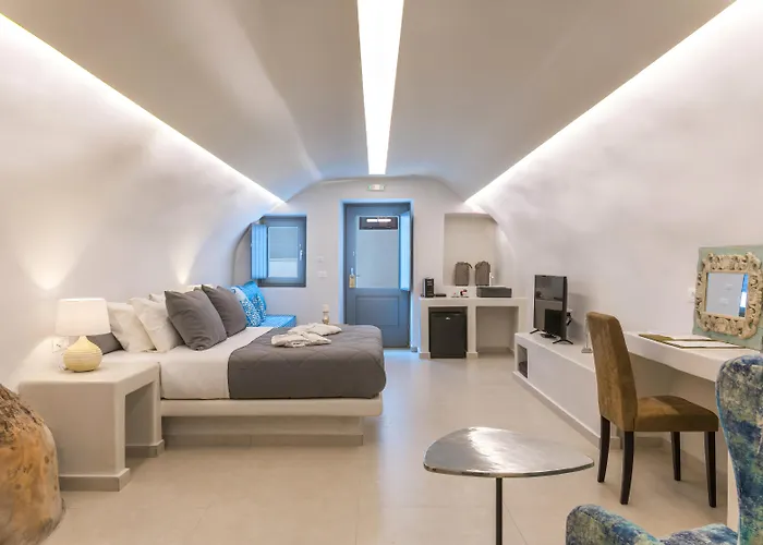 Tramonto Secret Villas Oia